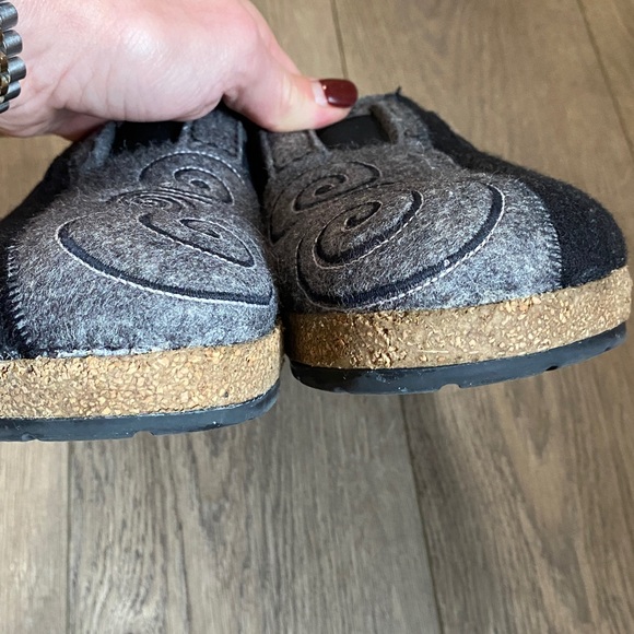 HAFLINGER WOMEN'S MAGIC CLOGS size 39 US size 9 - Picture 8 of 9